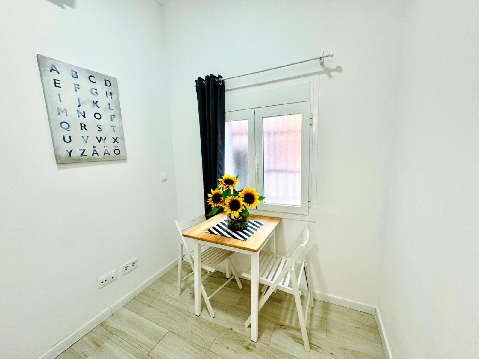 מדריד Cinco Torres Suites מראה חיצוני תמונה