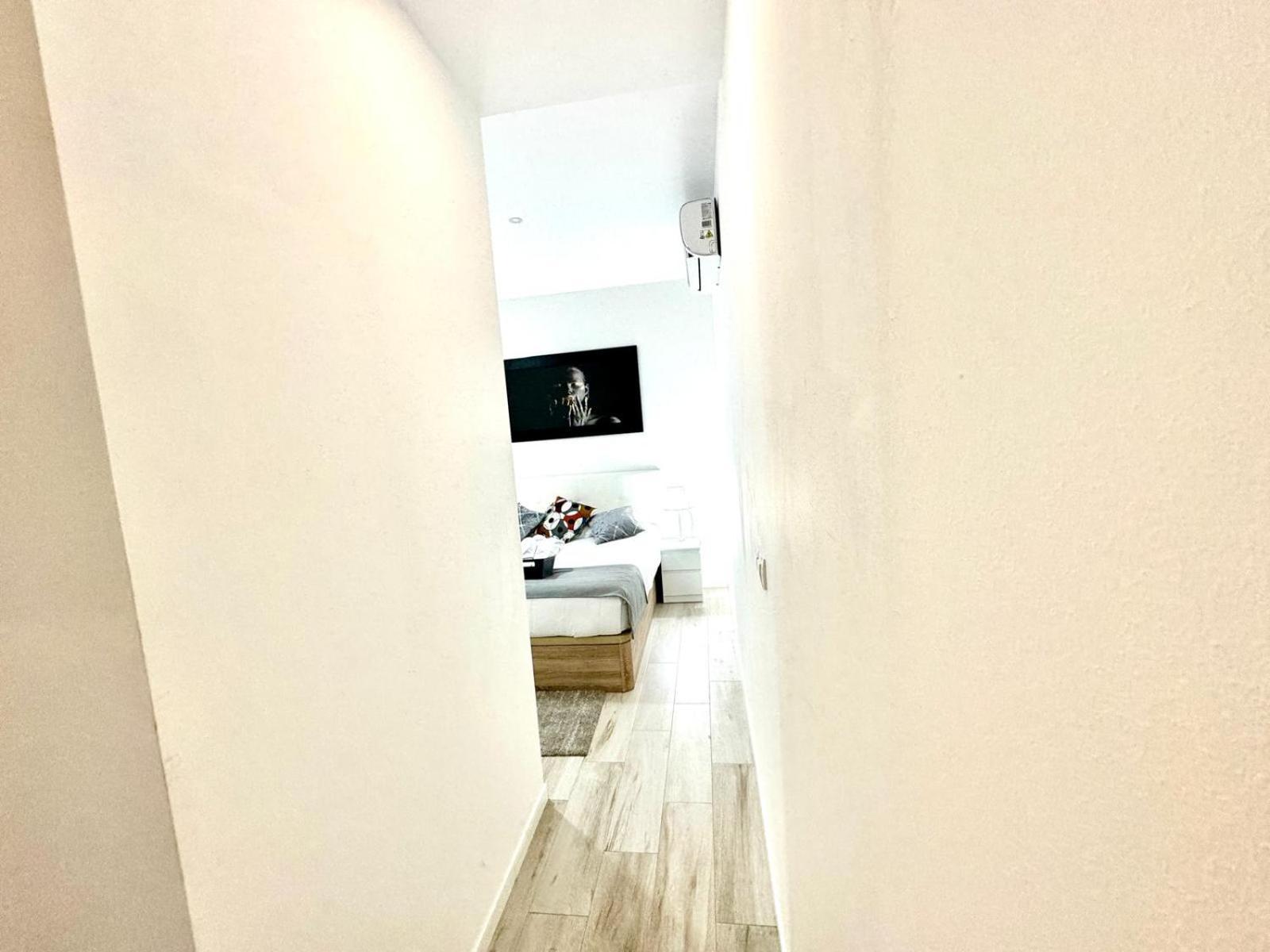 מדריד Cinco Torres Suites מראה חיצוני תמונה